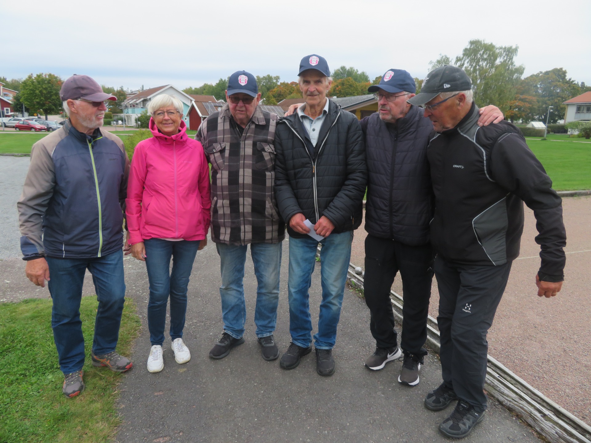 Segrarna Alf o Lars med 2:a K-G o Annika tv och 3:a Lasse o Kjell th